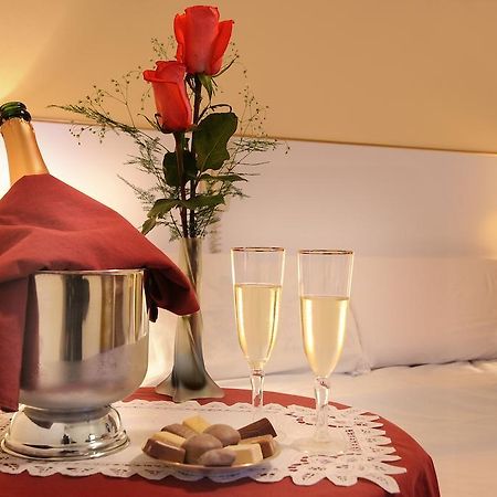 ויז'ה קרלוס פאס Hotel Salerno מראה חיצוני תמונה