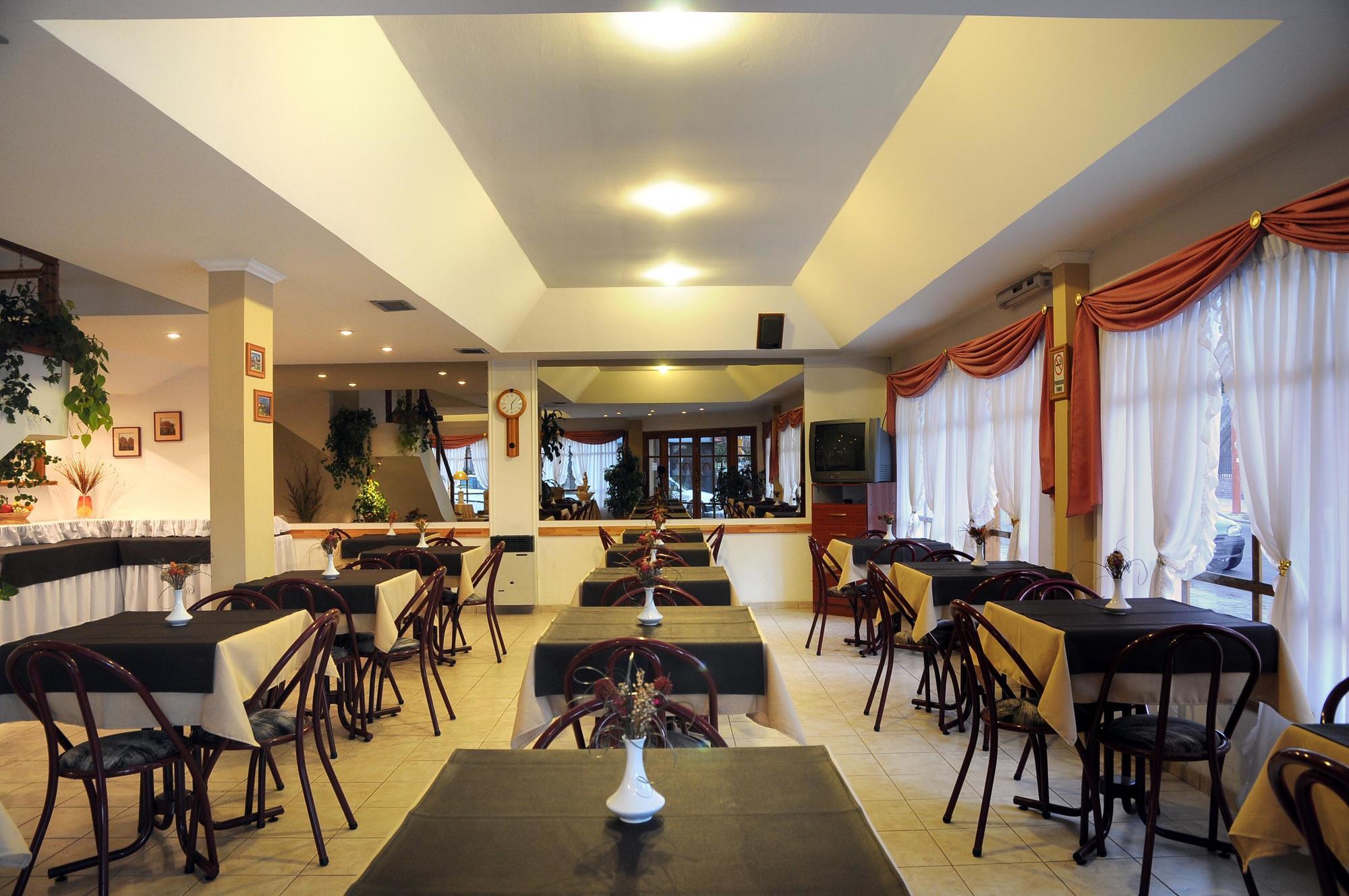 ויז'ה קרלוס פאס Hotel Salerno מראה חיצוני תמונה